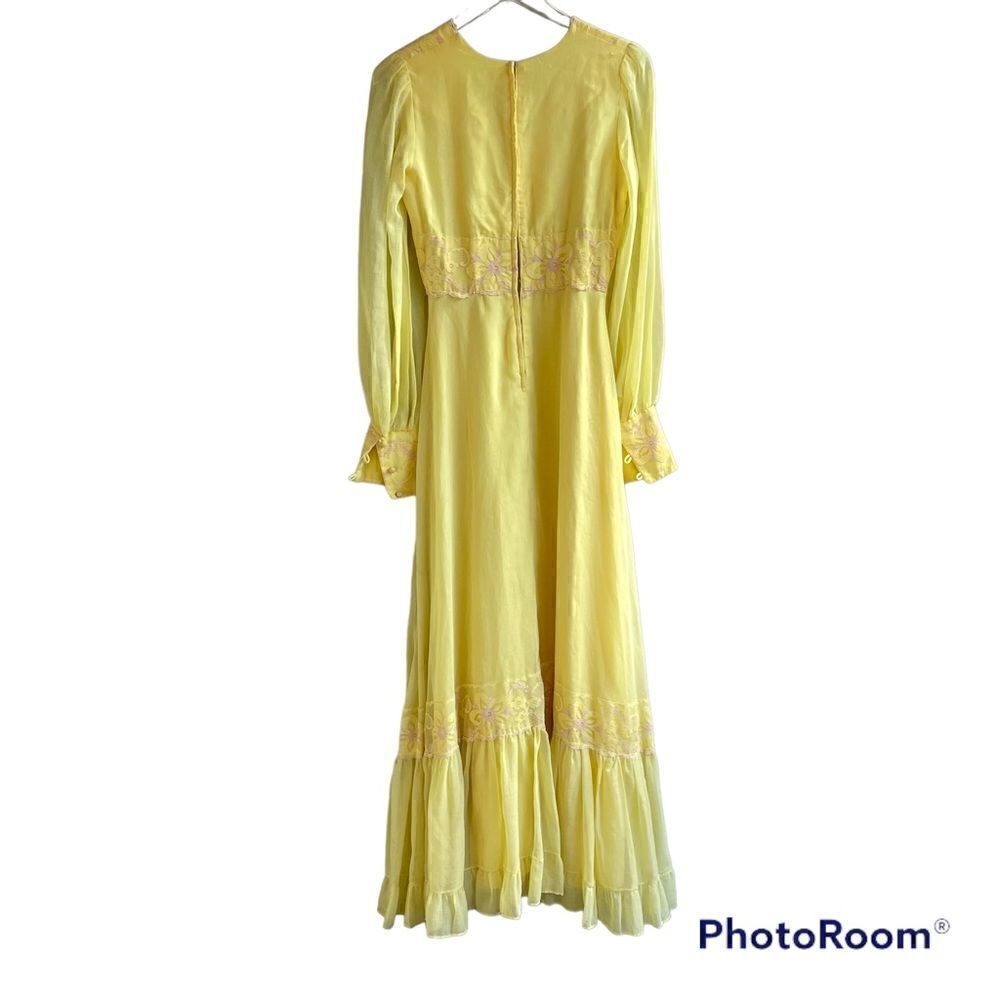 Vintage 1970s Pastel Yellow Maxi Dress - Picture 4 of 15